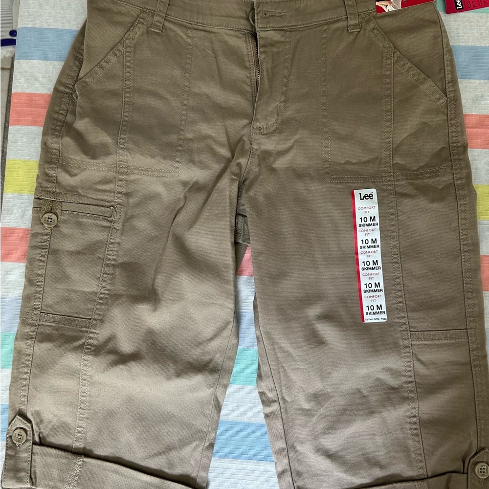 Lee Women's Casual Bermuda/Skimmers - New with Tags